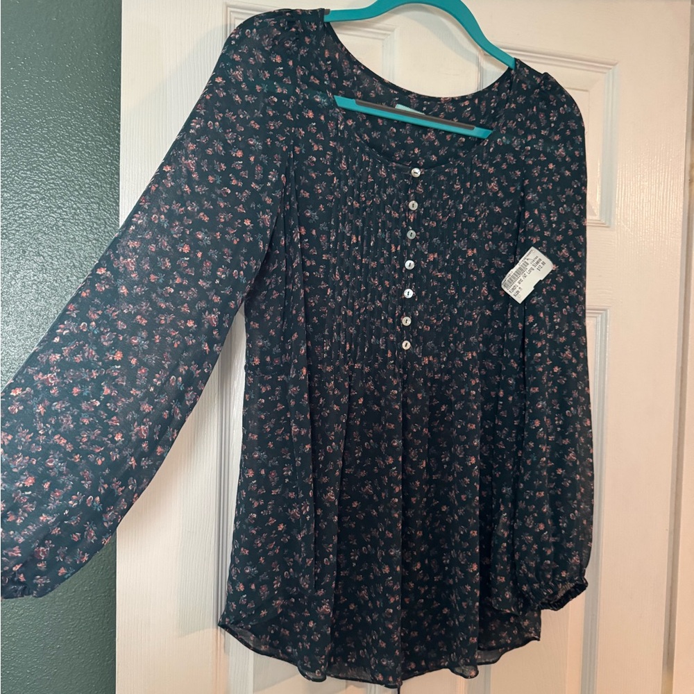 Floral Button-Up Blouse - Kimchi Blue - Picture 2 of 6